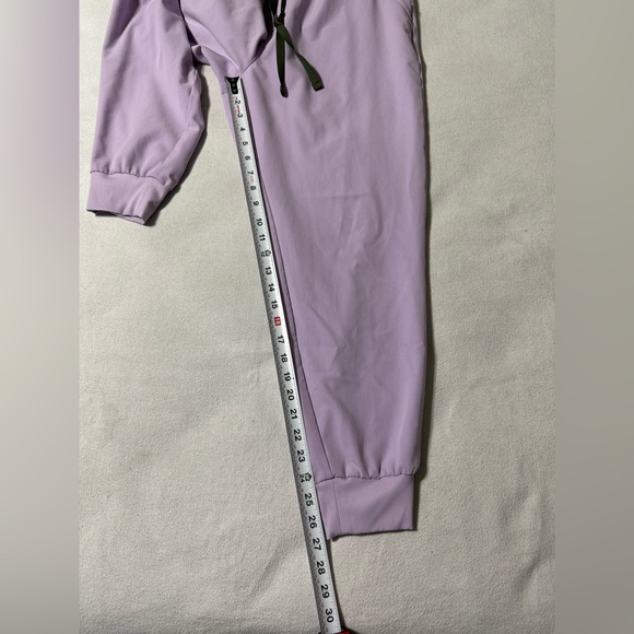 FIGS HW Zamora Jogger Scrub Pants Women's Large Petite Light Purple‎ - Picture 3 of 10